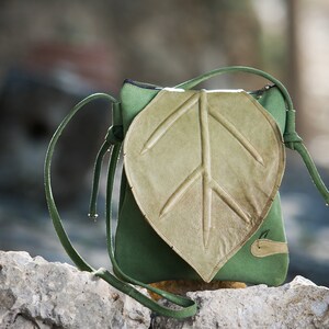 Leather Leaf handbag, Forest collection image 4