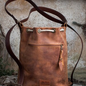 Backpack leather bag Collection Natura. 画像 3