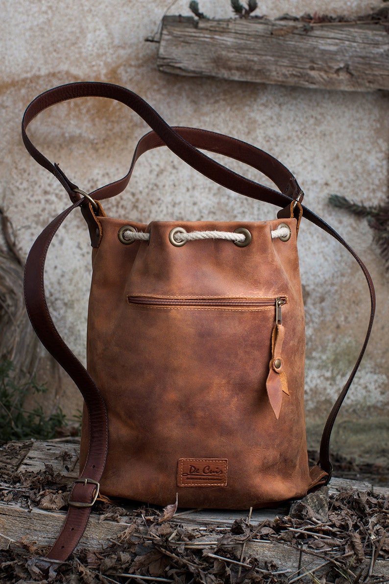 Backpack leather bag Collection Natura. 画像 3