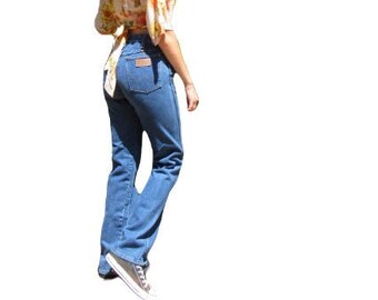 90er Jahre Wranglers 27–28 Taille High Rise Straight Leg Wrangler Jeans für Damen, hergestellt in den USA