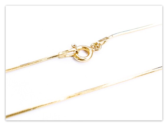 SNAKE CHAIN NECKLACE THIN GOLD 50 CM SNAKE CHAIN NECKLACE THIN GOLD 50 CM