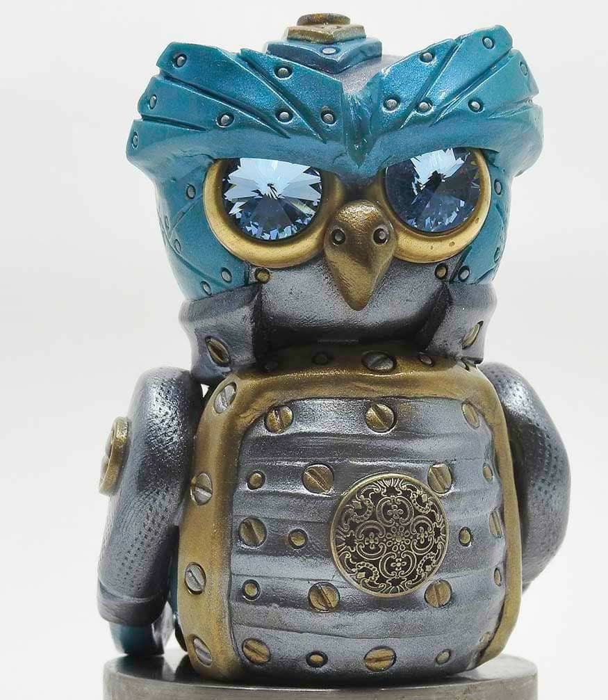 This Life-Size Bubo the Owl Figure from Clash of the Titans is Kraken  Battle Ready
