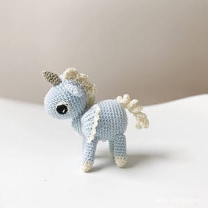 TINY UNICORN crochet amigurumi, crochet unicorn, amigurumi unicorn, unicorn gift, unicorn keepsake, unicorn decoration image 4