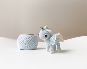 TINY UNICORN crochet amigurumi, crochet unicorn, amigurumi unicorn, unicorn gift, unicorn keepsake, unicorn decoration
