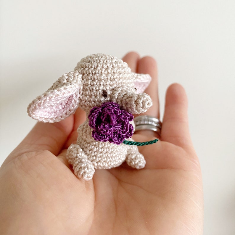 TINY ELEPHANT crochet amigurumi, small elephant, elephant gift, elephant keepsake, birthday gift, miniature elephant, anniversary gift image 3