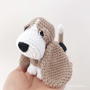 Customisable BASSET HOUND crochet amigurumi with collar, Crochet basset hound, amigurumi basset hound, hound lover gift, hound baby gift image 1