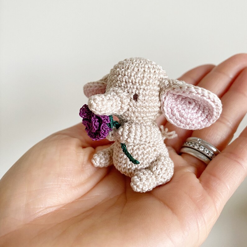 TINY ELEPHANT crochet amigurumi, small elephant, elephant gift, elephant keepsake, birthday gift, miniature elephant, anniversary gift image 4