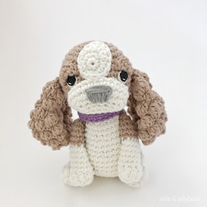 Customisable CAVALIER crochet amigurumi with collar, Crochet cavalier, amigurumi cavalier, cavalier lover gift, cavalier baby gift, cava