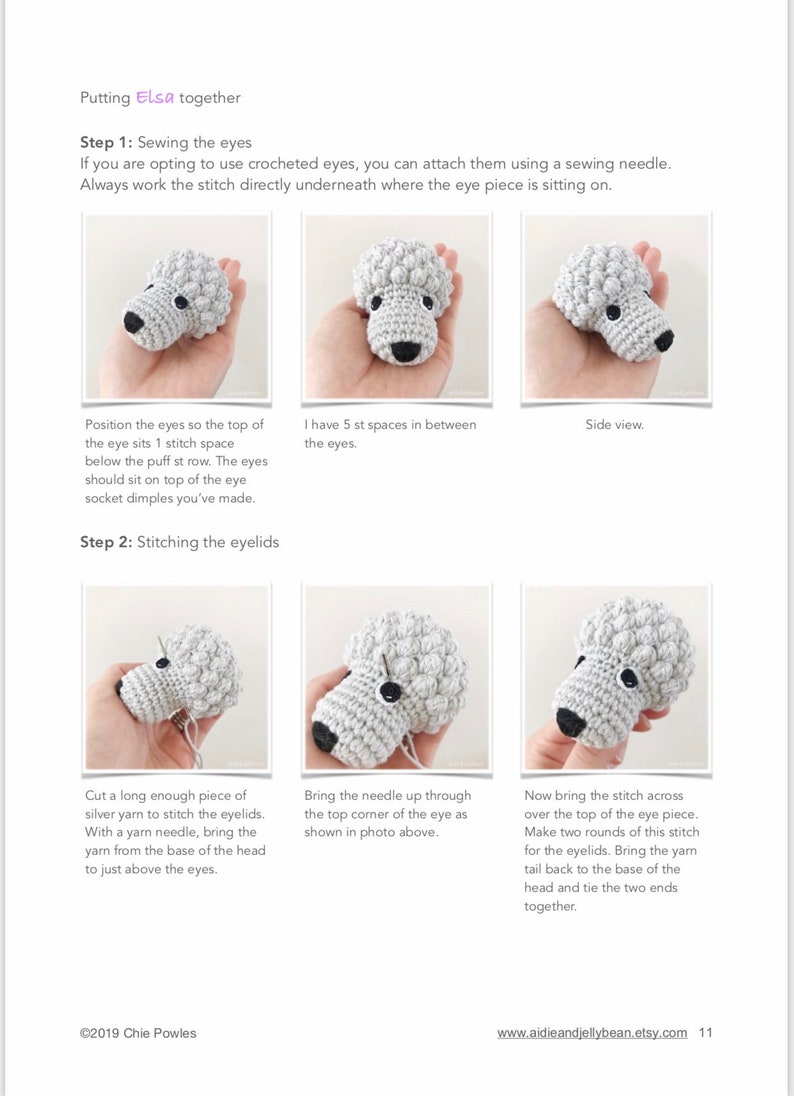 Puede incluir: Una gu&iacute;a paso a paso sobre c&oacute;mo coser ojos de ganchillo a una mu&ntilde;eca Elsa de ganchillo. La gu&iacute;a muestra c&oacute;mo colocar los ojos, coser los p&aacute;rpados y atar el hilo.