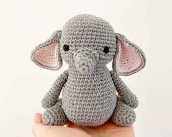 MEDIUM ELEPHANT crochet, amigurumi elephant,baby gift, newborn gift, gift for kids, photography prop, elephant toy, elephant gift