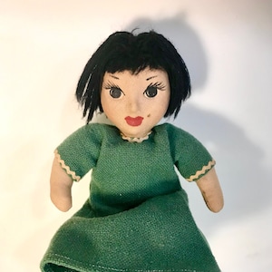 Rare Vintage Handmade Peruvian Folk Art Rag Doll Beauty Big Eye Lifelike Face