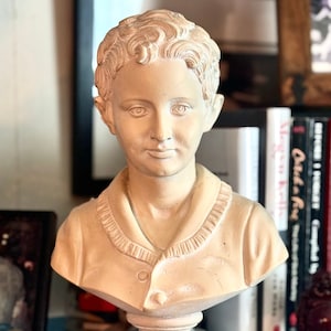 Vintage ARNOLDO GIANNELLI ITALY Figurine Bust Young Alexander Made In Italy. Signed.