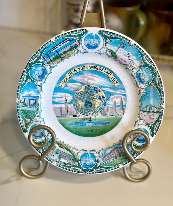 Vintage Souvenir Plate From the 1964-1965 New York World's Fair