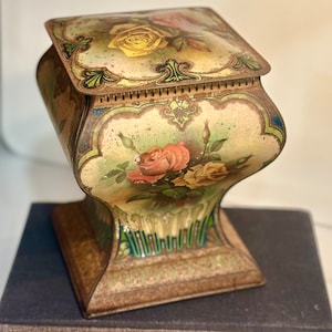 Antique British Biscuit Panelled Litho Tin &quot;Roses&quot; for Co-Operative Wholesale Society Crumpsall, England 1906