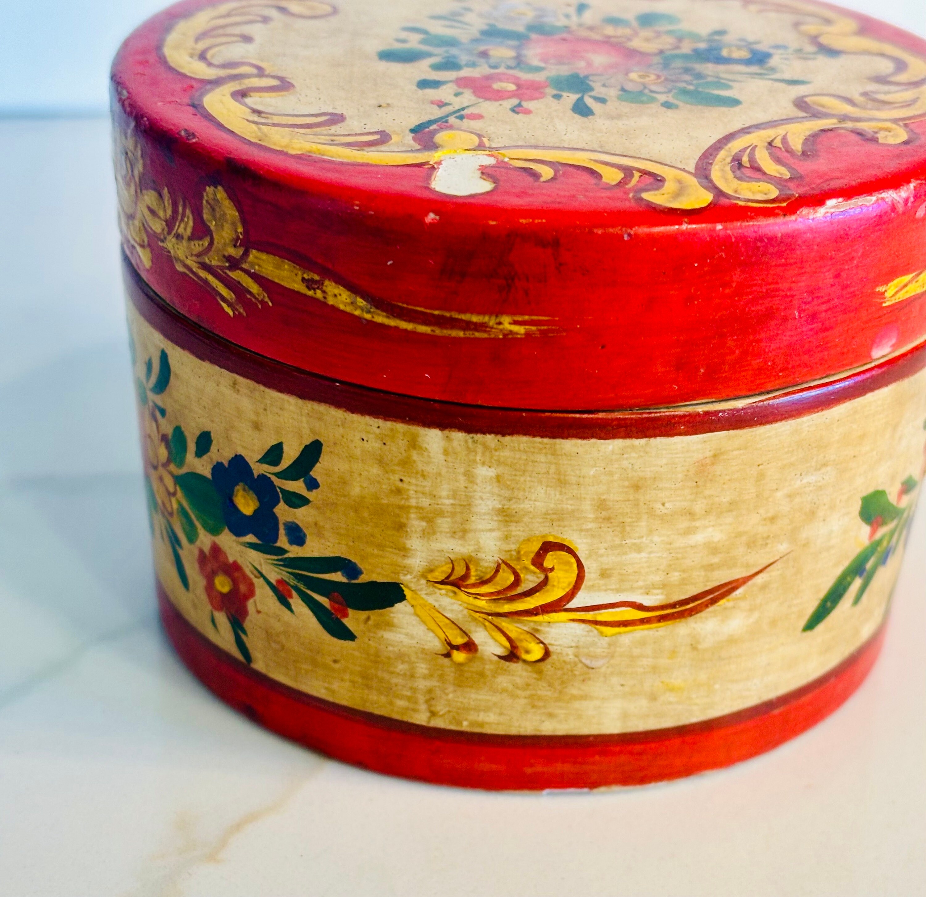 Ancienne Boîte à Bijoux Faite Main - Bois Peint Bleu Et Rouge Avec Fleurs, Occasion En Excellent état