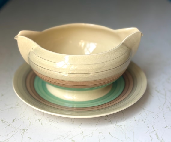 1930s Susie Cooper Wedding Ring Pattern Kestrel Shape Gravy Boat
