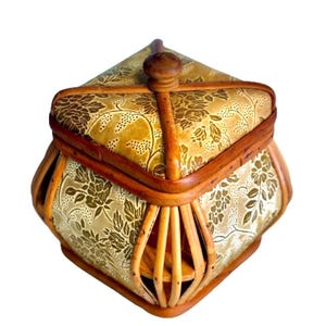 Floral Etched Vinyl, Wood and Bamboo Lidded Storage Boho Treasure Box 7.5”