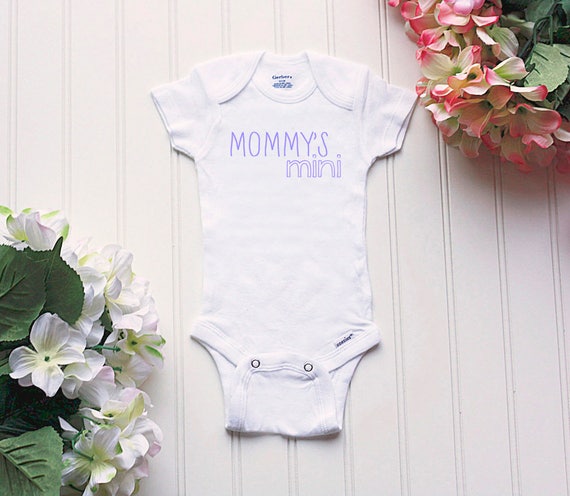 Mommy's mini me onesie Clearance