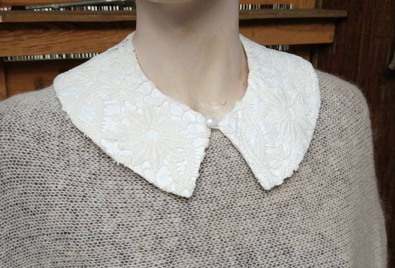 Top Sans Manches En Dentelle Florale Blanche Pour Femme N°21 En Vente