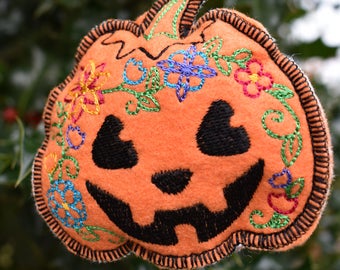 Jack O&#39; Lantern Ornament