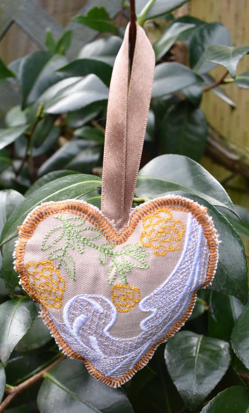 Zinnea Heart