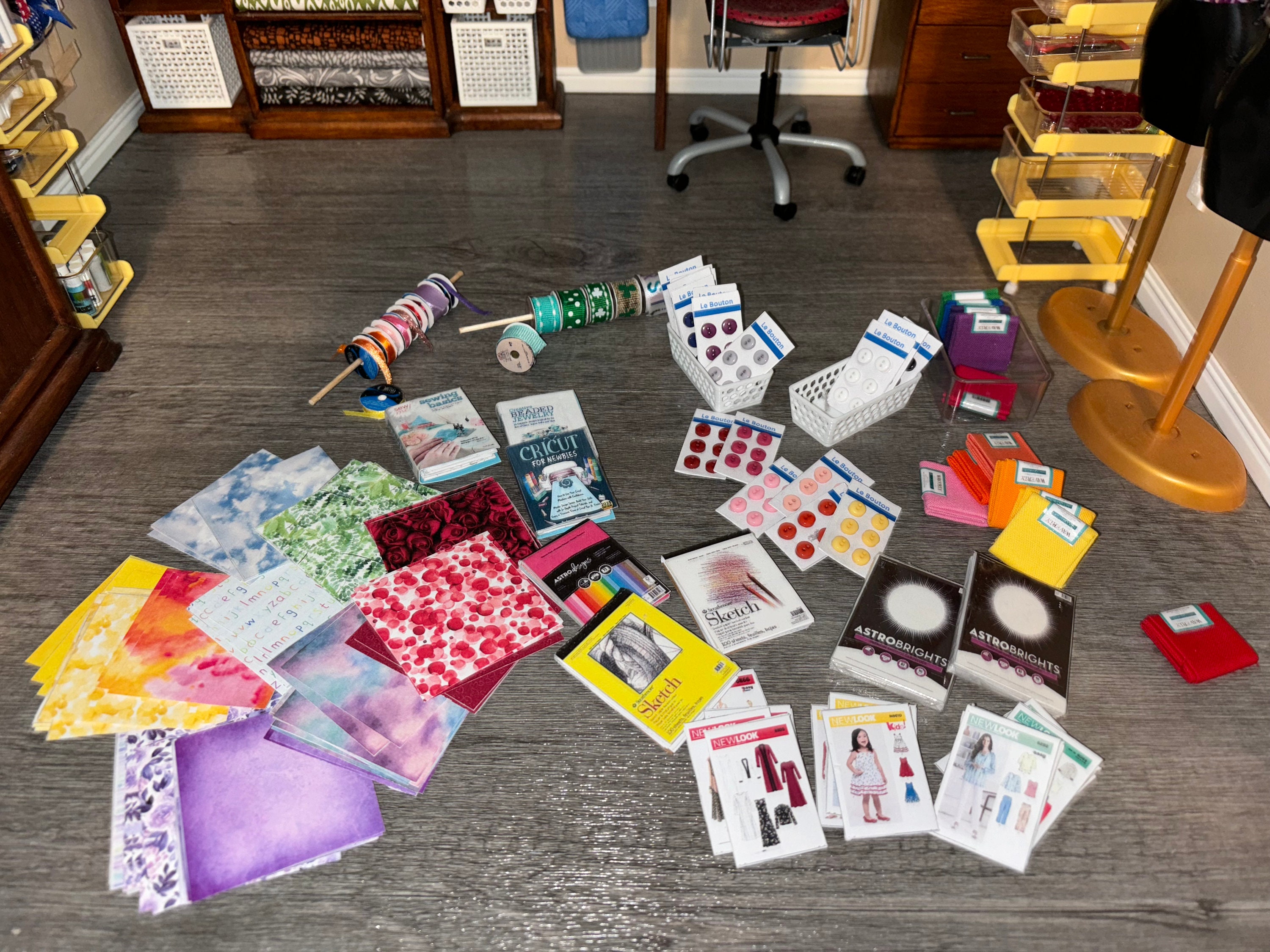1:6 Scale DIY Craft Room Supplies for 12 Inch Dolls - Etsy