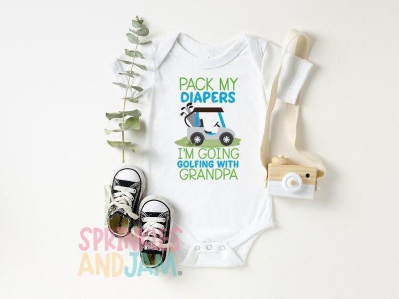 Personalized Golfing with Grandpa Baby Onesie ®: Personalized Shower Gift afbeelding 6