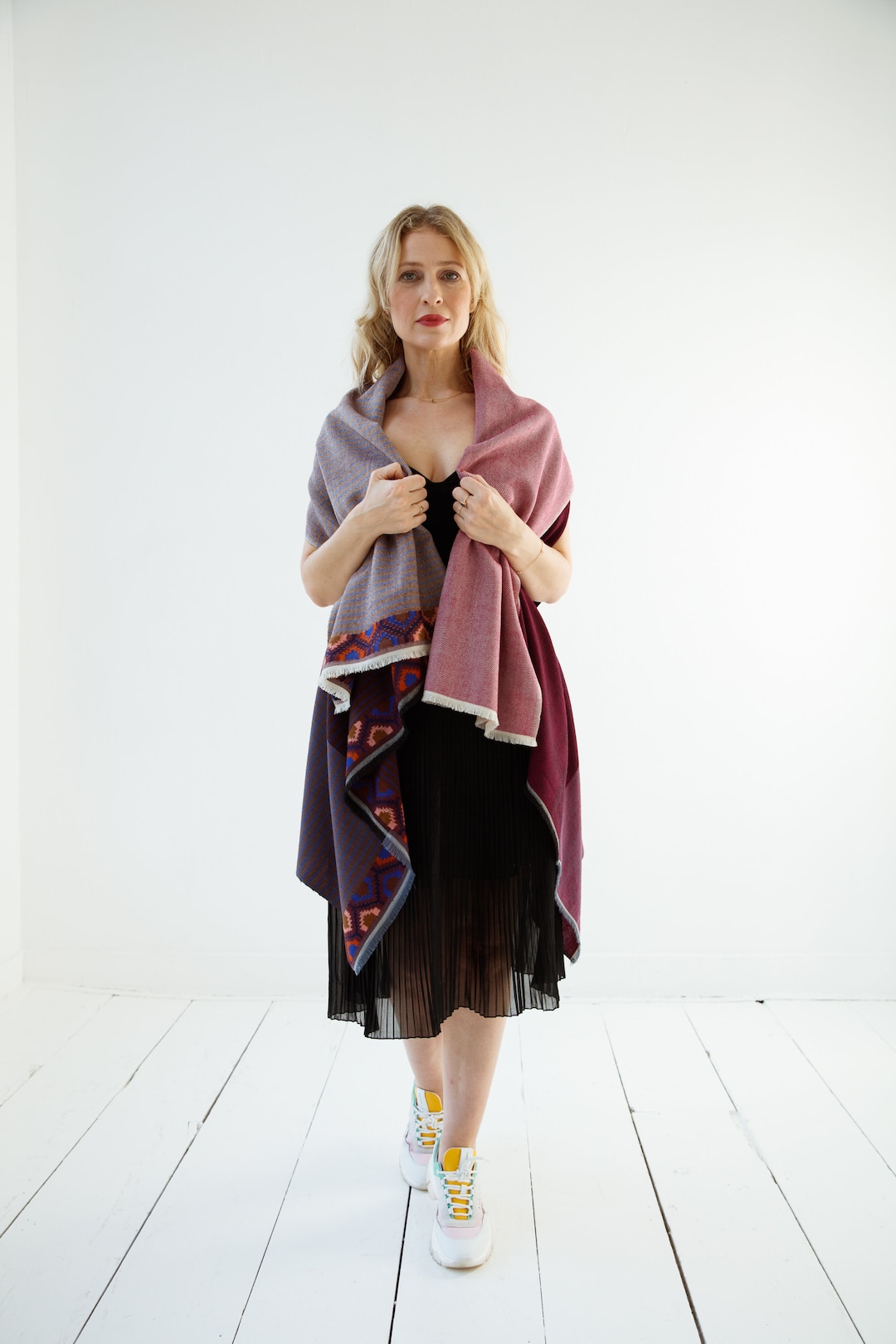 Women's Elegant Knit Cardigan Cape