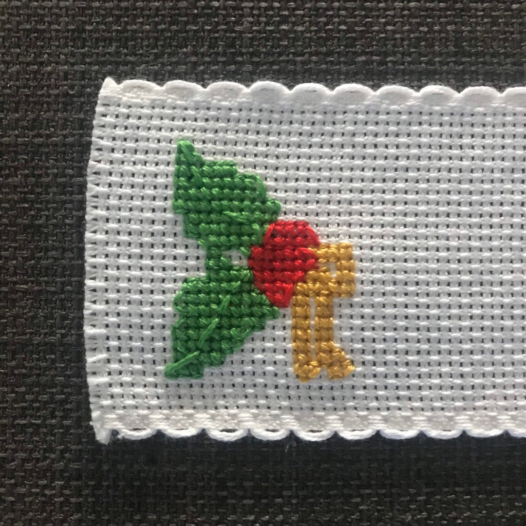 Holly Gift Tag Cross Stitch Pattern - Etsy