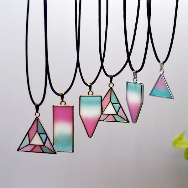 Trans Pride Flag LGBTQ+  Anhänger mit Kette, Statement Halskette, Schmuck, Transgender