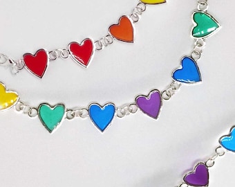 Collar de corazón arcoíris, orgullo queer, LGBTQ+, collar de corazón con vidriera.
