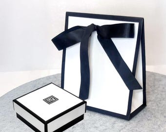 como regalo | Joyero INB (con su pedido de joyas) o bolsa de regalo - en estilo Hepburn