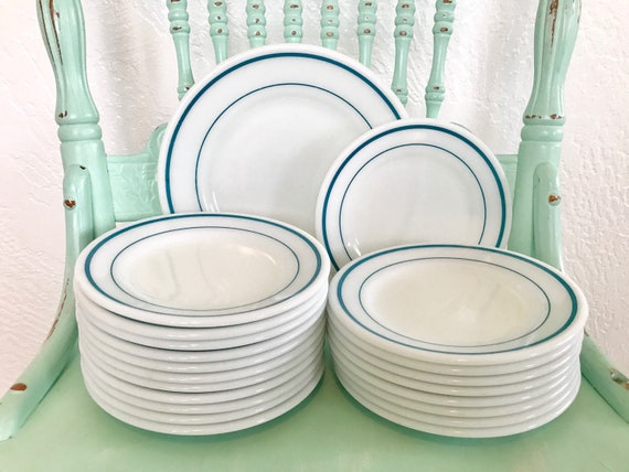 Vintage pyrex dinner plates Clearance