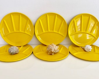 Vintage Enamelware Round Yellow divided picnic plates