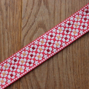 Handmade Red & Yellow Daisy 40mm adjustable guitar style bag strap