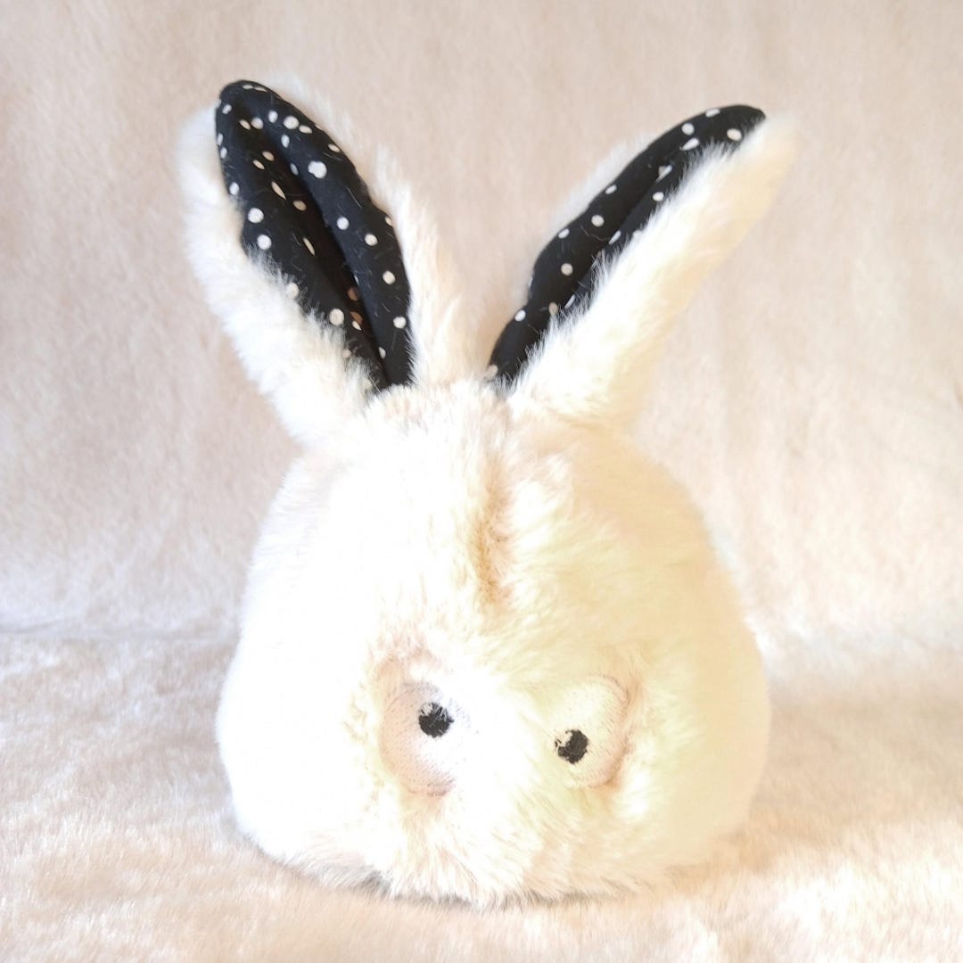 Peluche Lapin noir et blanc