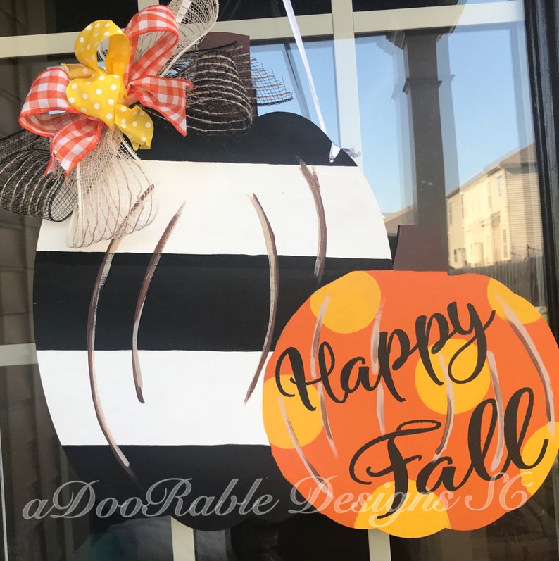 Double Pumpkin Door Hanger
