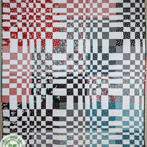Circular Illusion PDF Pattern (PBQ #103)