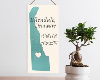 Ellendale Delaware Wood Sign: Nautical Home Decor