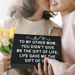 To My Other Mom Sign – Life Gave Me the Gift of You – Rustic Wooden Box Sign Gift for Stepmom, Bonus Mom, Second Mom – Mother’s Day Decor