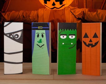Mini Halloween Wood Block Signs: Spooky Tiered Tray Decor