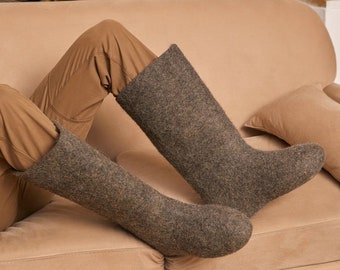 Felt Boots Men Women Handmade Winter Shoes Natural Sheep Wool Russian Vintage Siberian Warm Footwear All Sizes