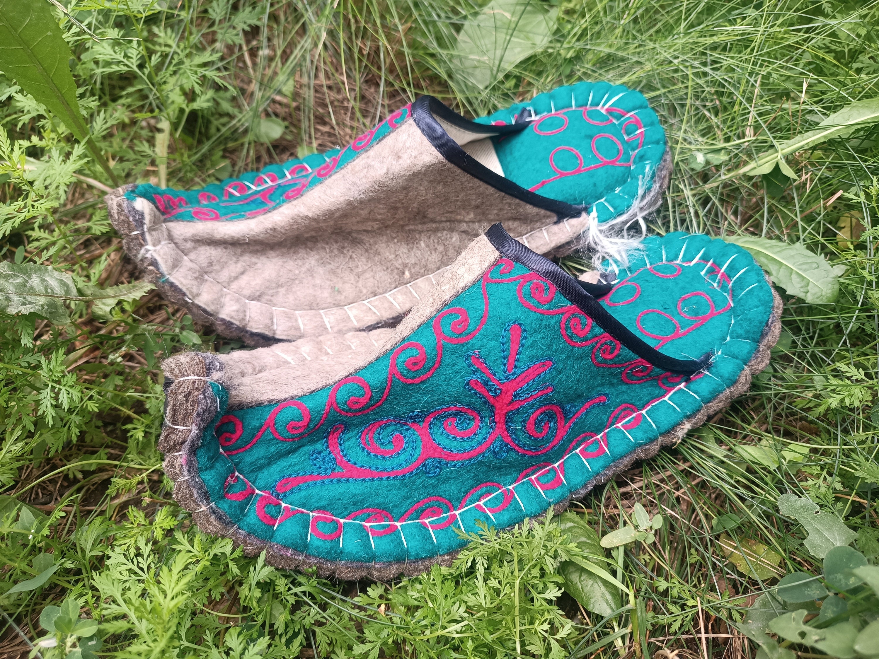 Etsy felt shop slippers