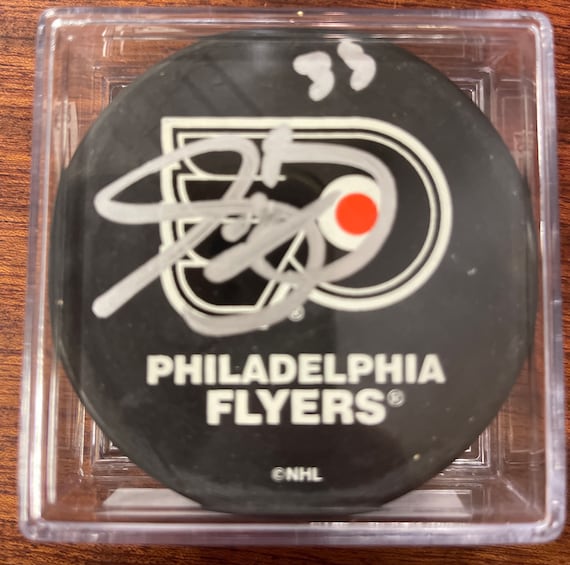 Sean Burke #33 Hand Signed Autographed Philadelphia Flyers NHL