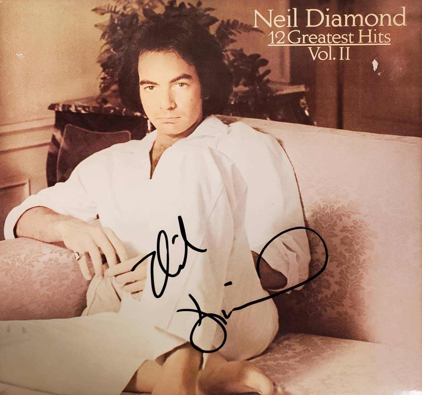 Neil Diamond 12 Greatest Hits Vol 2 LP Record Album Hand Signed Autograph by Neil Diamond wLOA