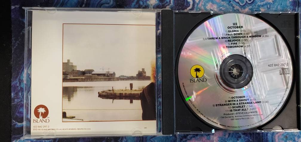 U2 アルバム October 歌詞・解説付き 初盤シール帯 洋楽CD U2 - October [2 CD Remastered Deluxe Edition] - Amazon.com Music
