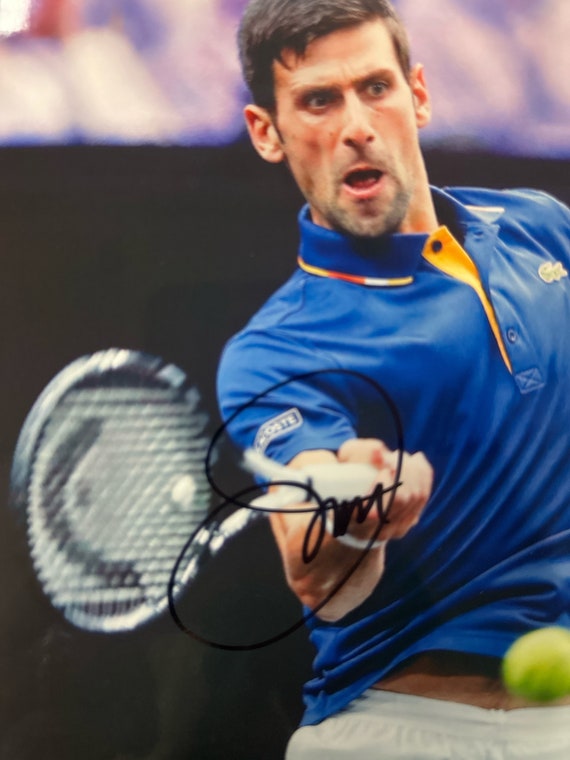 セール…ノバク・ジョコビッチ直筆サイン入り超大型写真…Novak Đoković Amazon.co.jp: ノバクジョコビッチ直筆サイン入り超大型写真