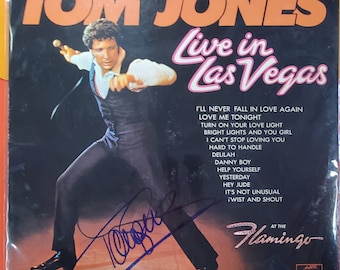 Autographed Tom Jones Live in Las Vegas Record Album (LOA)