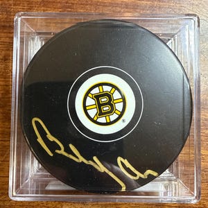 Bobby Orr offizieller Boston Bruins Hockey Puck LoA handsigniert und signiert