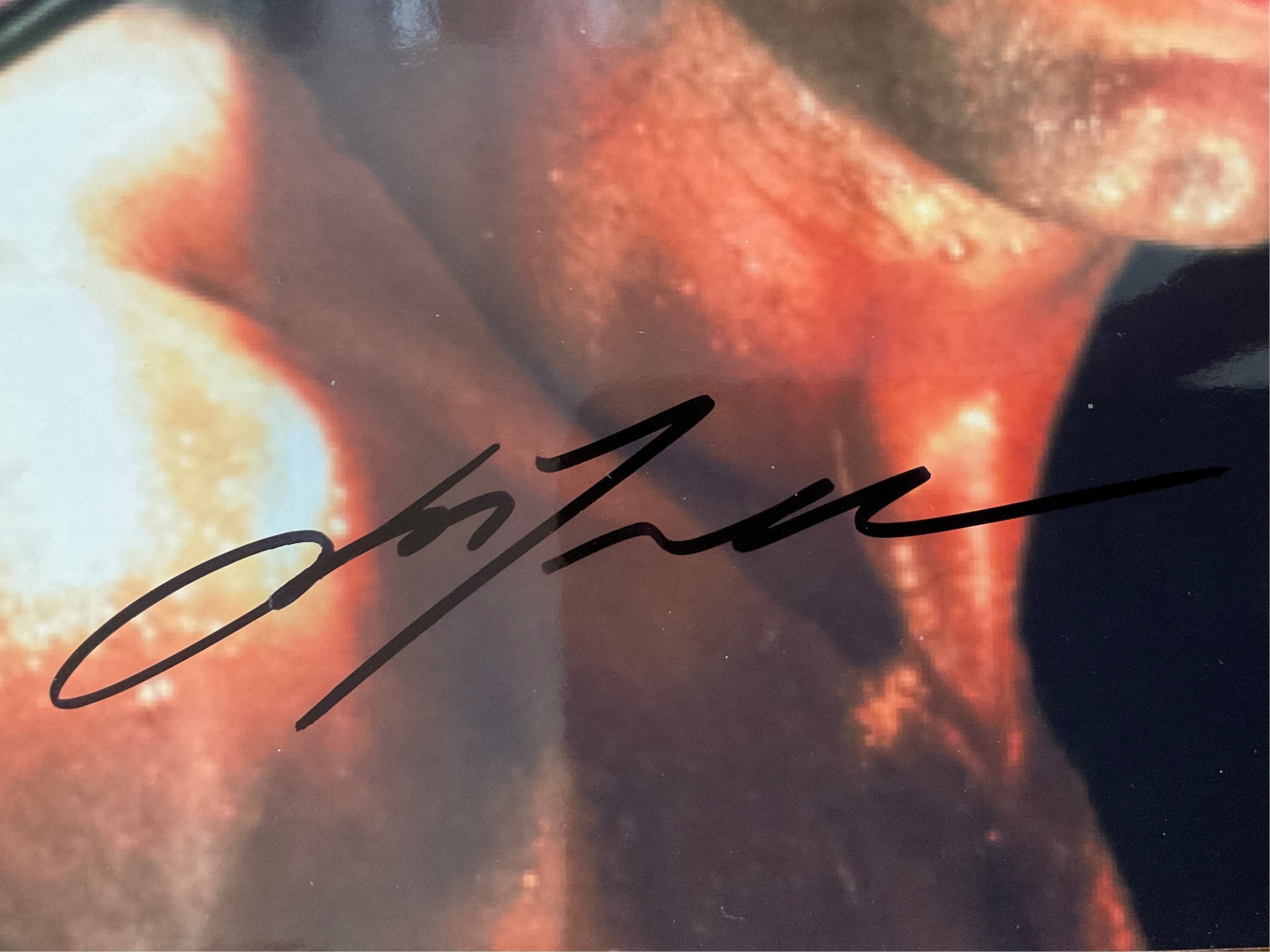 JOHN TRAVOLTA foto in bianco e nero con autografo in originale